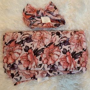 Posh Peanut swaddle and bow set